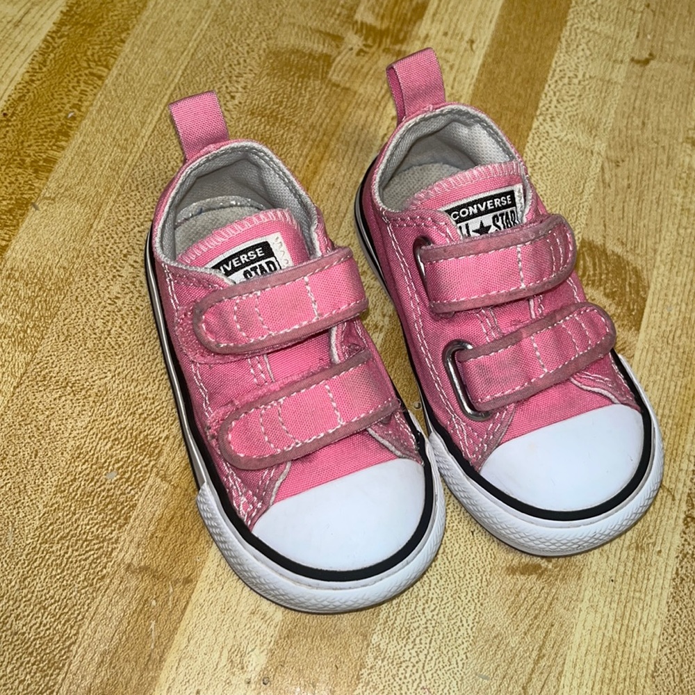 GUC Pink Toddler Converse